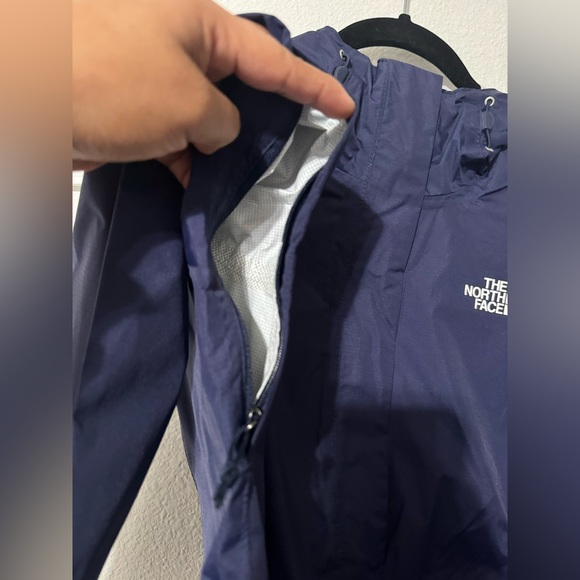 The North Face Women's wind breaker /Rain Jacket Navy Blue small P - Picture 5 of 7